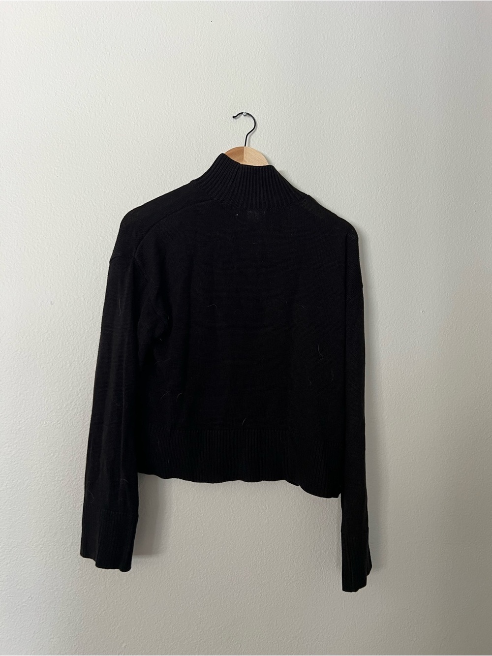 H&M Black Ribbed Turtleneck Sweater